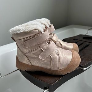 Cat & Jack Girl Boots